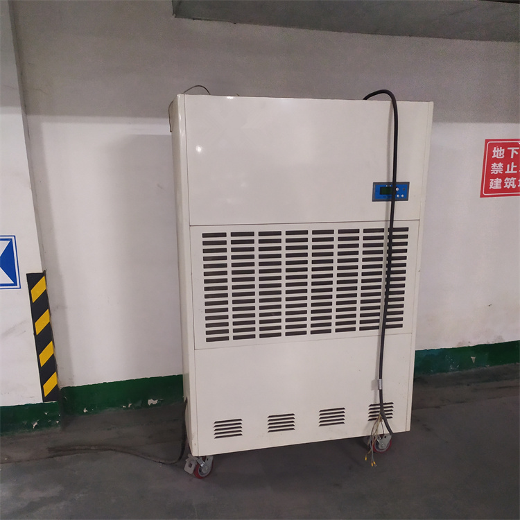 選擇合適的吊頂除濕機：看、聽和試用指南